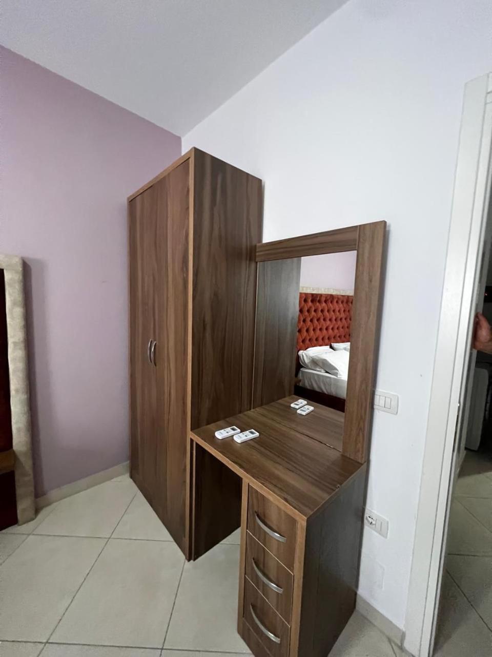 Shengjin Apartamente Antoni Exteriör bild