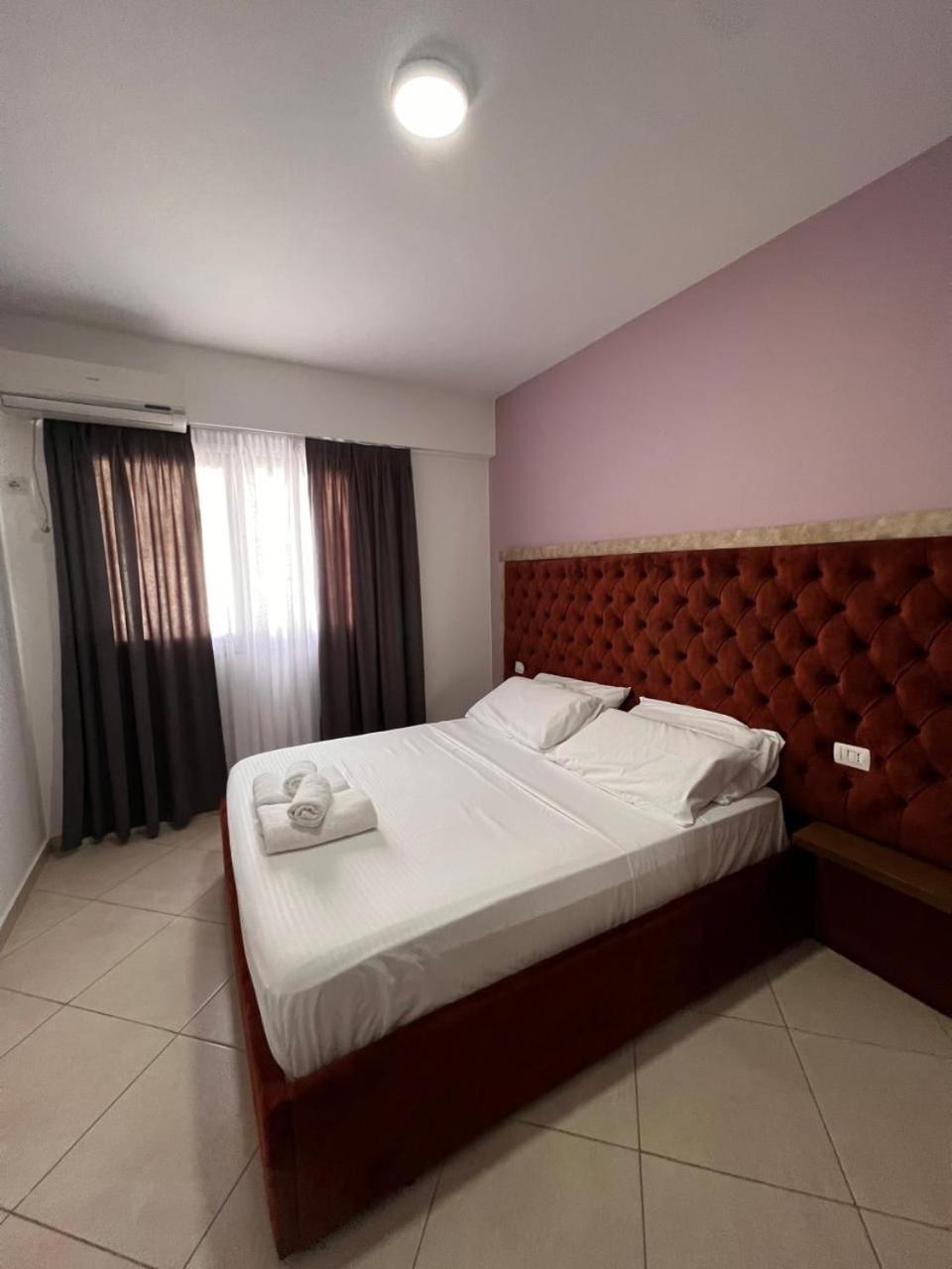Shengjin Apartamente Antoni Exteriör bild