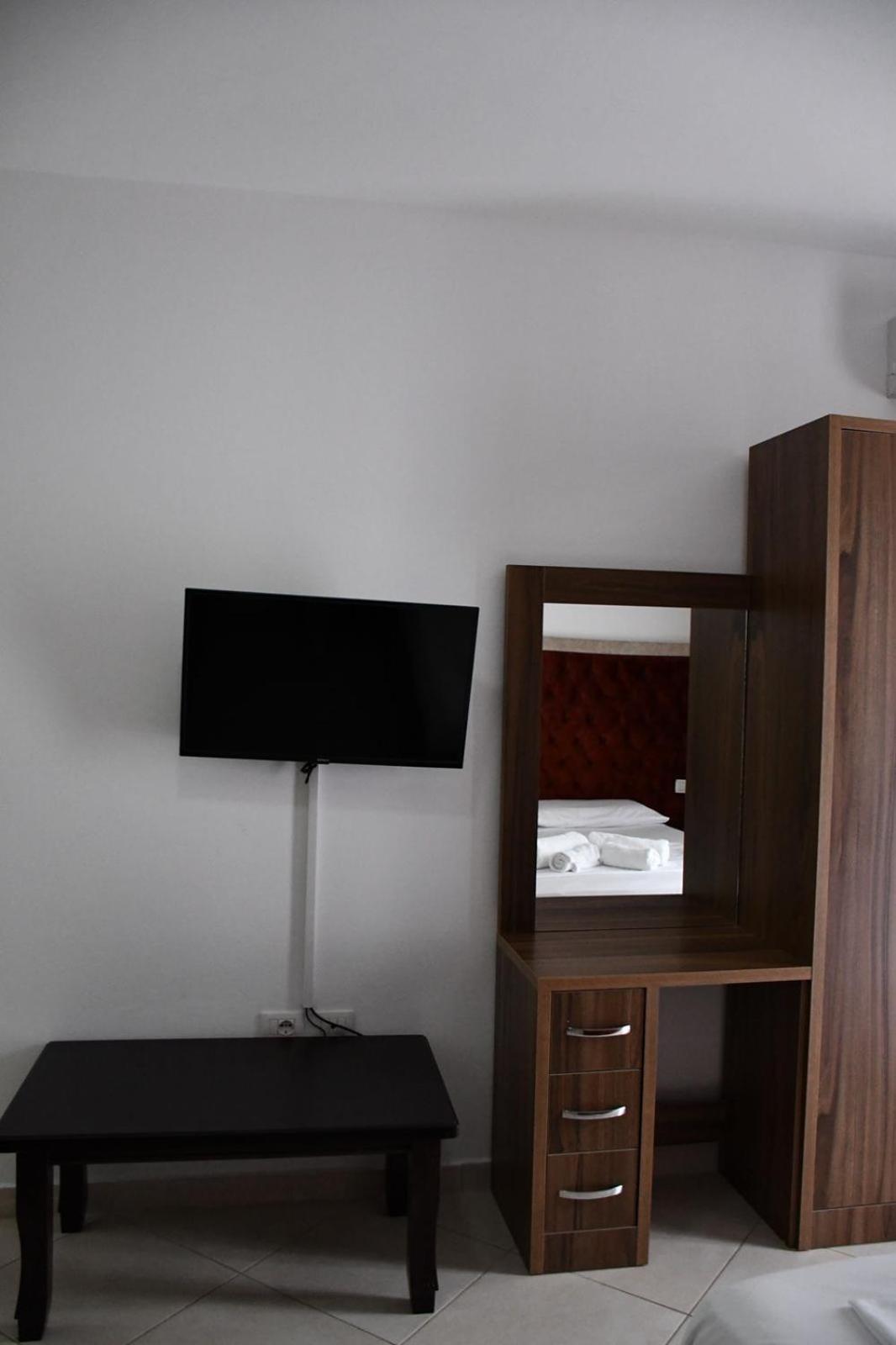 Shengjin Apartamente Antoni Exteriör bild